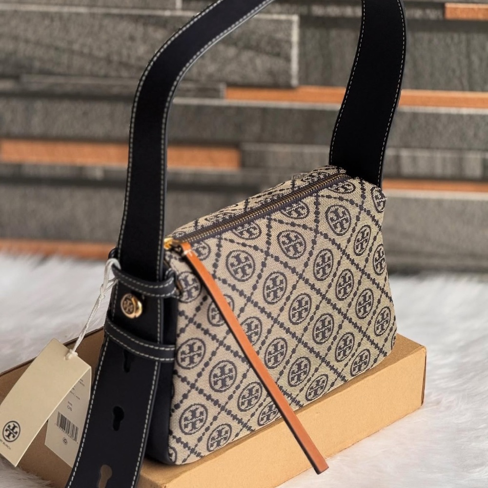 T Monogram Small Romy Shoulder Bag - Picture 5 of 16